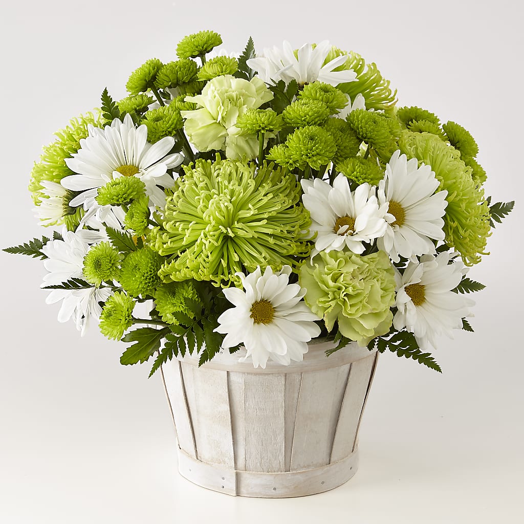 Lucky Charm Basket (Standard) – MARE'S FLOWER SHOP, Las Vegas NV