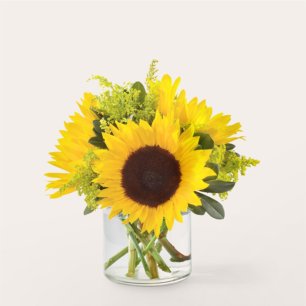 Beaming Sunflower Bouquet – MARE'S FLOWER SHOP, Las Vegas NV