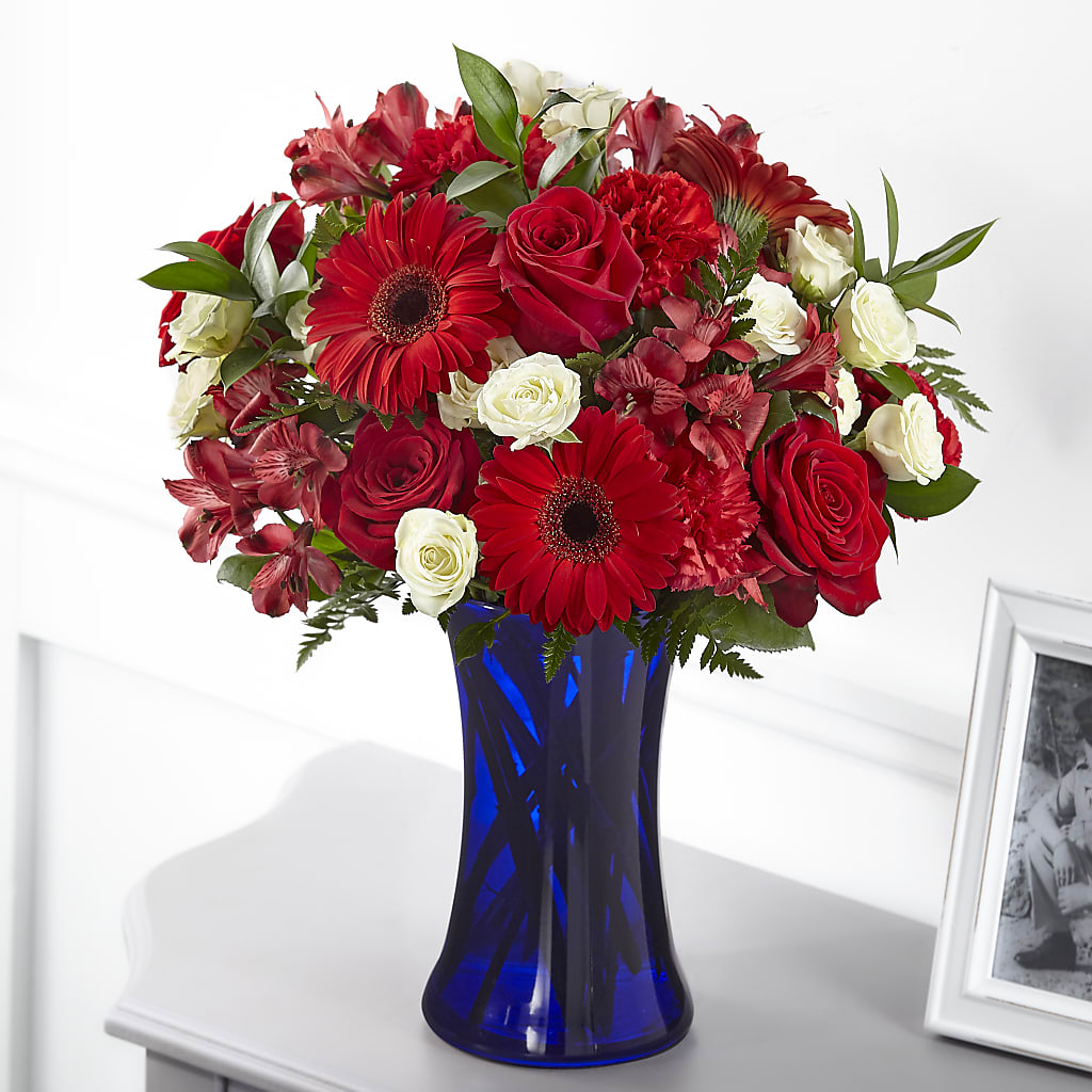 Hearts Embrace Bouquet – MARE'S FLOWER SHOP, Las Vegas NV
