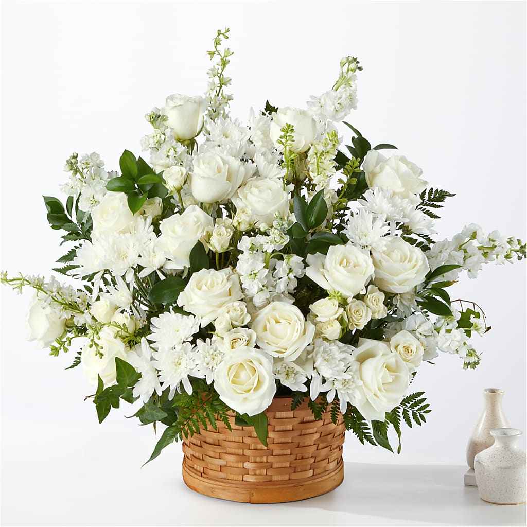 Heartfelt Condolences Arrangement – MARE'S FLOWER SHOP, Las Vegas NV