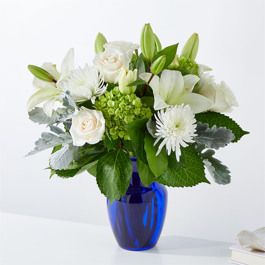 Snowy Dreams Bouquet – MARE'S FLOWER SHOP, Las Vegas NV