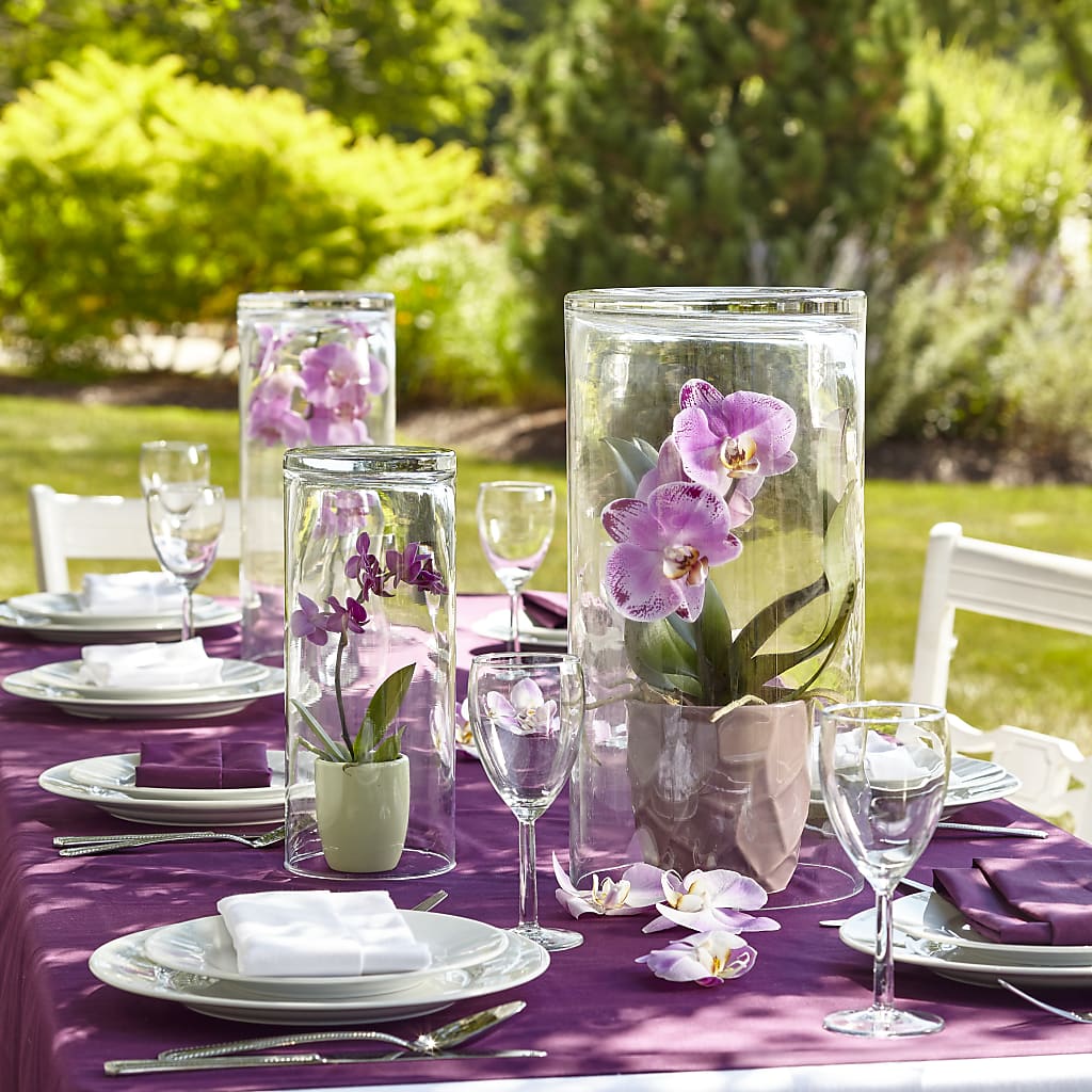 Dramatic Garden Centerpiece – MARE'S FLOWER SHOP, Las Vegas NV