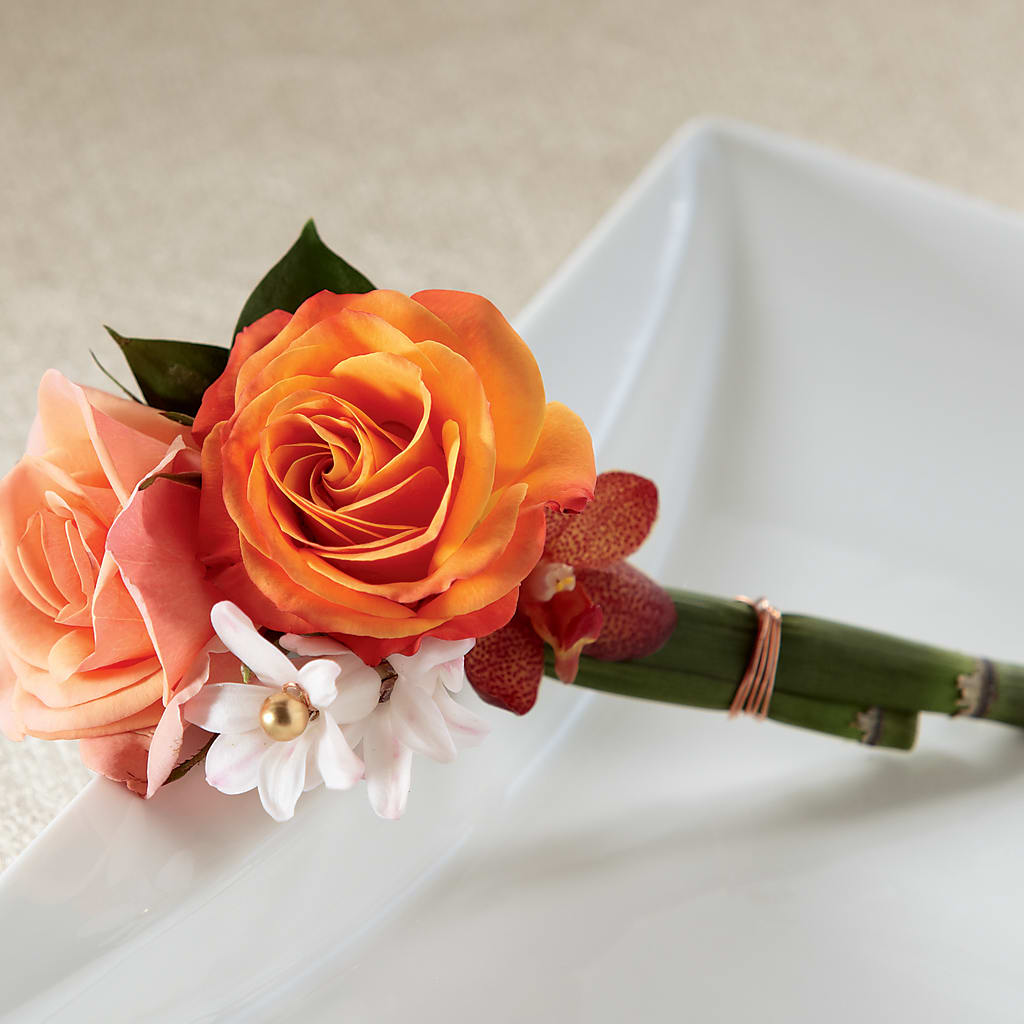 Sunset Dream Boutonniere – MARE'S FLOWER SHOP, Las Vegas NV