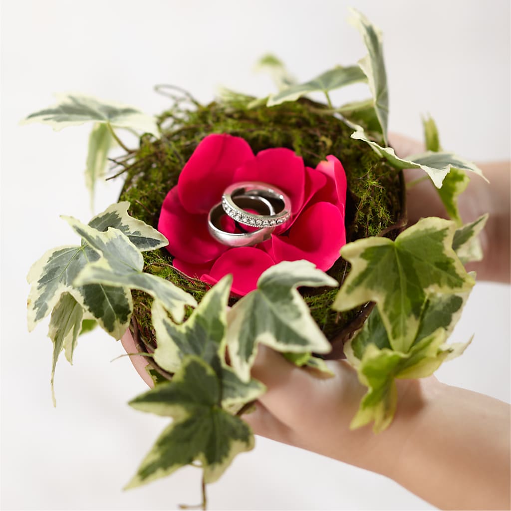 Lila Rose Ring Nest – MARE'S FLOWER SHOP, Las Vegas NV