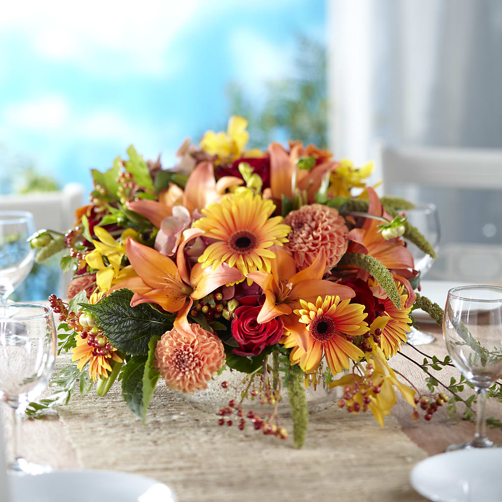 One and Only Centerpiece – MARE'S FLOWER SHOP, Las Vegas NV