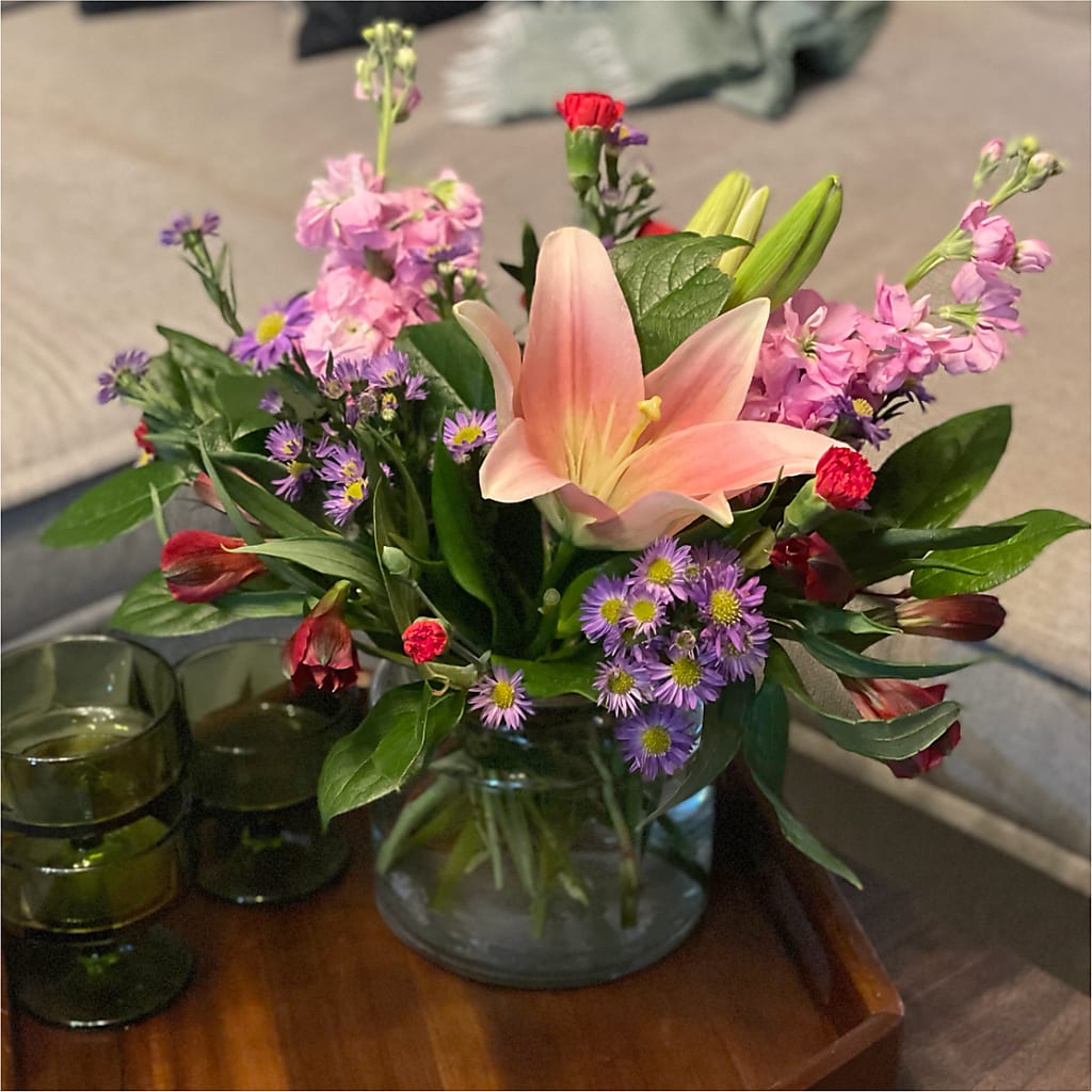 Romantique Bouquet – MARE'S FLOWER SHOP, Las Vegas NV