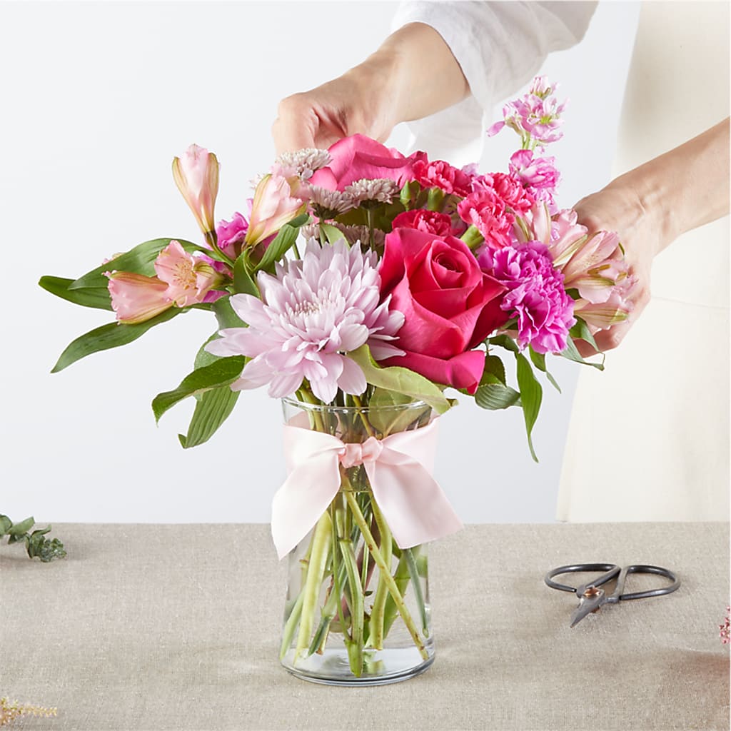 Pink Ribbon - A Florist Original – MARE'S FLOWER SHOP, Las Vegas NV