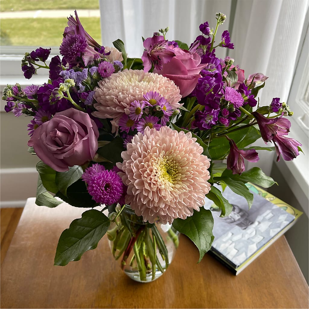 Ultraviolet Bouquet – MARE'S FLOWER SHOP, Las Vegas NV