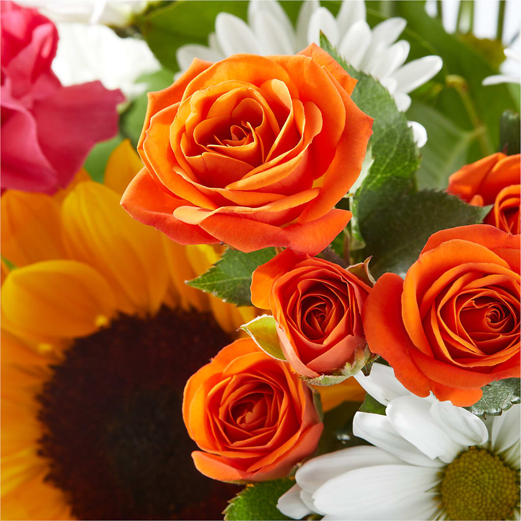 Sun-drenched Blooms Bouquet – MARE'S FLOWER SHOP, Las Vegas NV