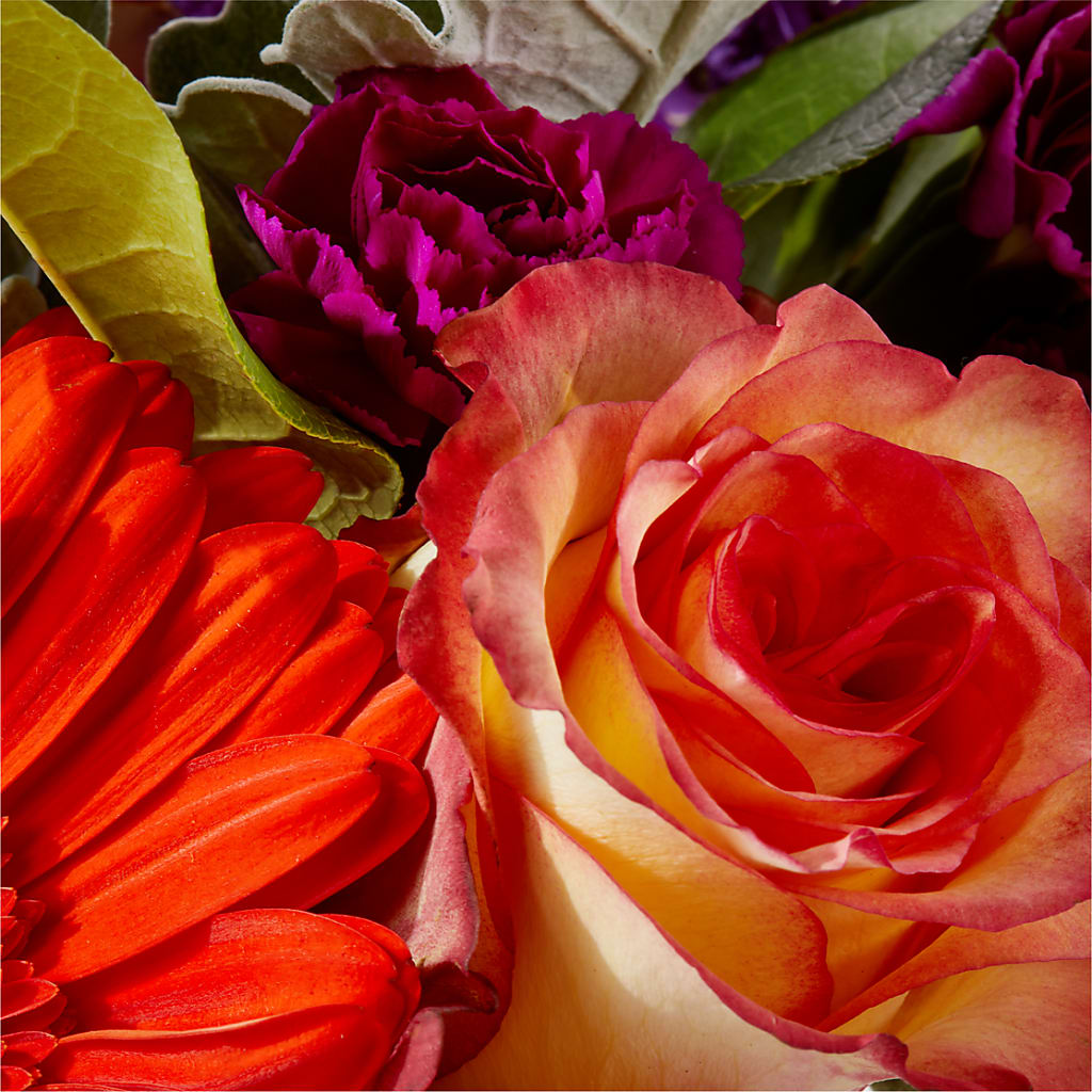 Sangria Bouquet – MARE'S FLOWER SHOP, Las Vegas NV