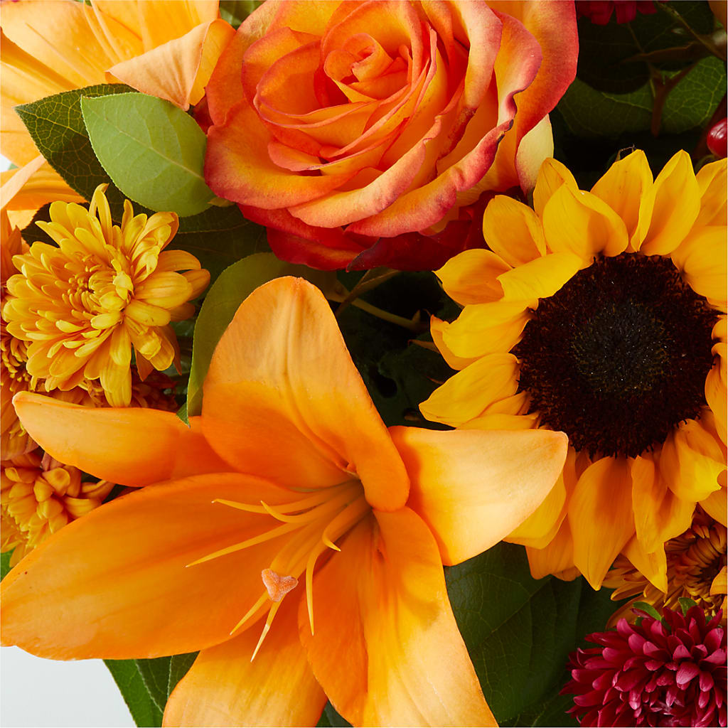 Grateful Centerpiece – MARE'S FLOWER SHOP, Las Vegas NV
