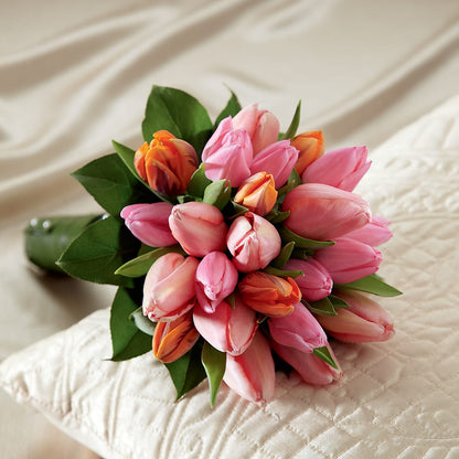 Embraceable Bouquet – MARE'S FLOWER SHOP, Las Vegas NV